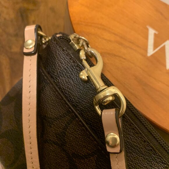 Coach Women's Signature PVC Corner Zip Large Wristlet SV/Brown Azalea F51258 - Picture 16 of 16